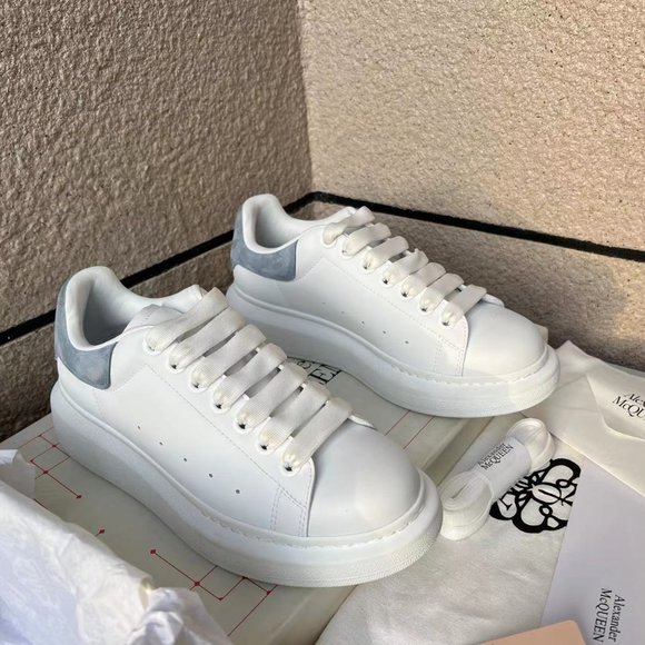 Alexander McQueen Casual sneakers - Picture 3 of 7